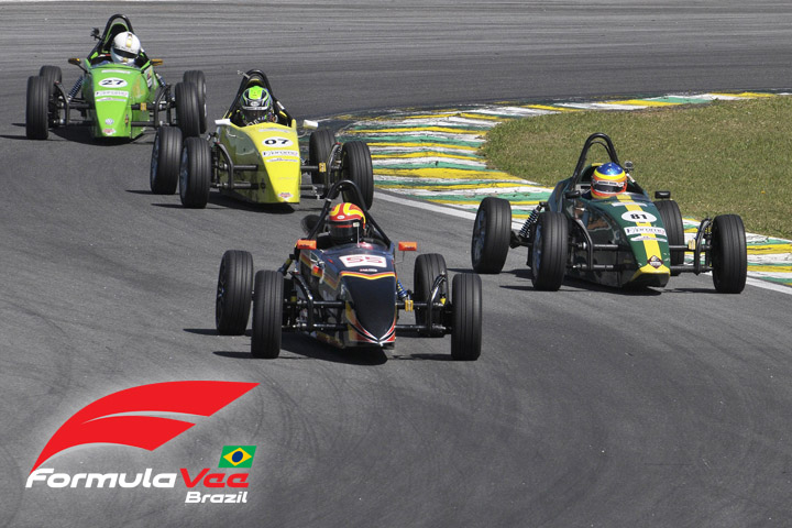Duelo de gerações marca a decisão da Fórmula Vee em Interlagos