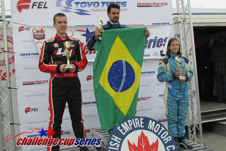 Brasileiro vence primeira prova internacional da Fórmula Vee no Canadá